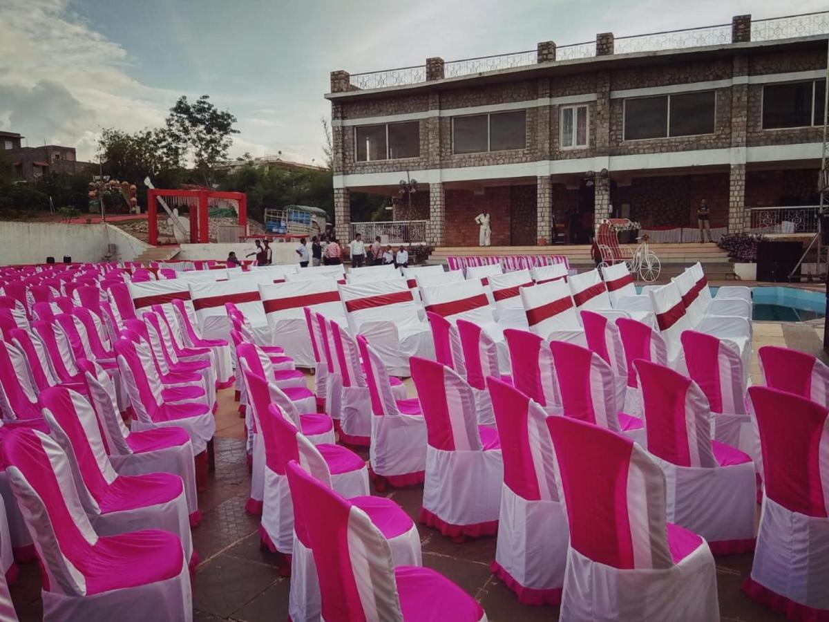 Kanthi Resorts Badami Bāgalkot Buitenkant foto